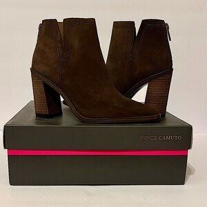 Vince Camuto Welland Dark Brown Sable Suede Ankle Booties pointed toe size 6.5